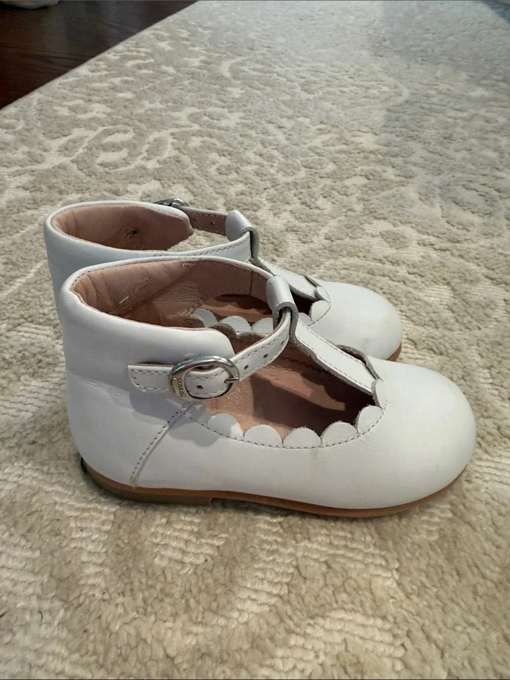 Jacadi elegant white